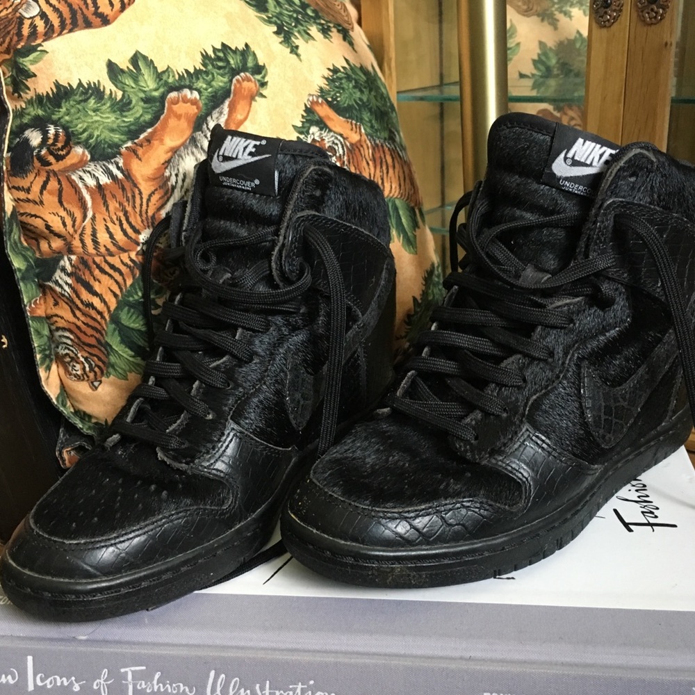 Nike Dunk Sky High Sneakers